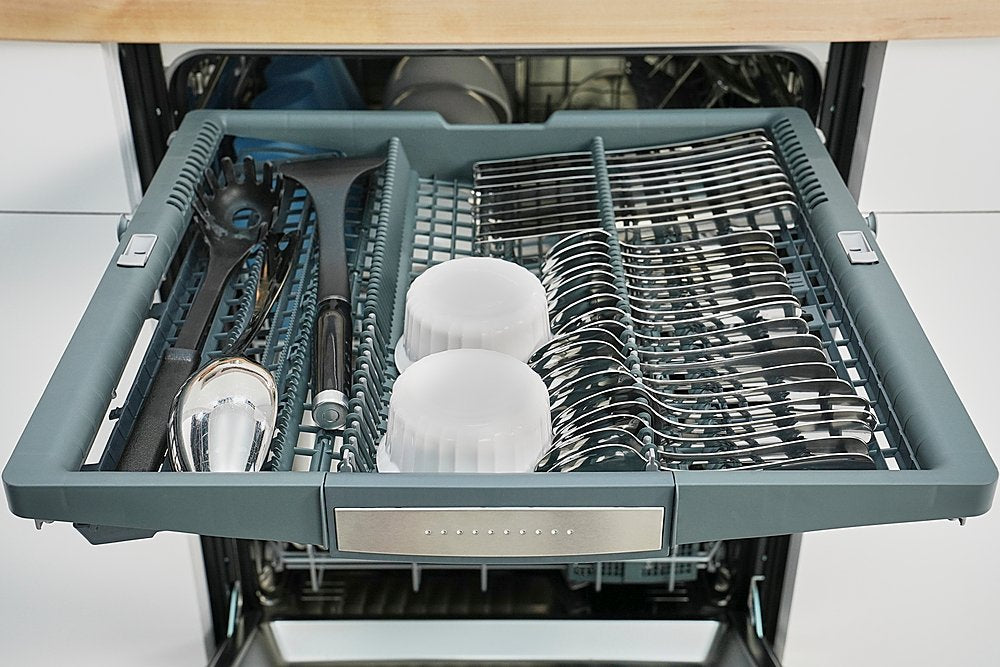 Bosch 800 Series 24” Top Control Smart Built-In Stainless Steel Tub Dishwasher with Flexible 3rd Rack
