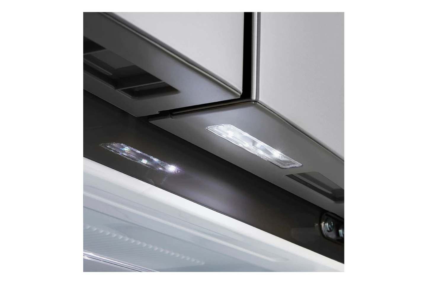 LG 29 cu. ft. French‑Door Refrigerator — Large Capacity, Built‑in Ice Maker, Smart Cooling