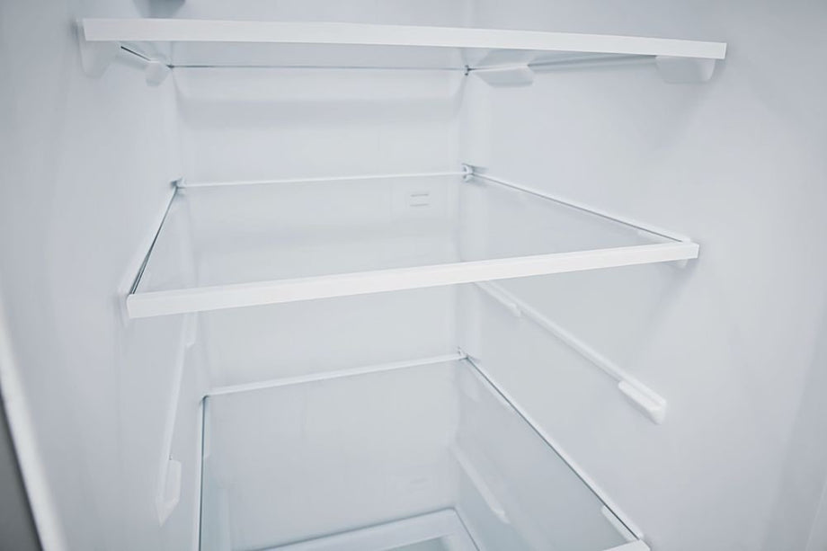 $649 PICKUP! Frigidaire 36 in. 25.6 cu. ft. Side by Side Refrigerator