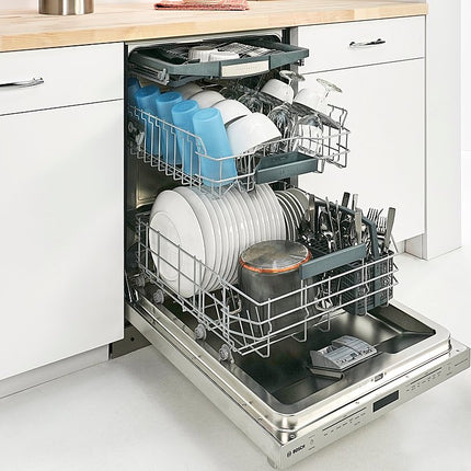 Bosch SHX78CC5UC 800 Series 24" Top Control Dishwasher with CrystalDry™ & 3rd Rack