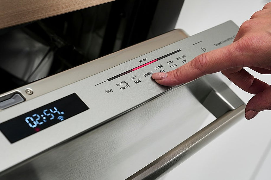 Bosch SHX78CC5UC 800 Series 24" Top Control Dishwasher with CrystalDry™ & 3rd Rack