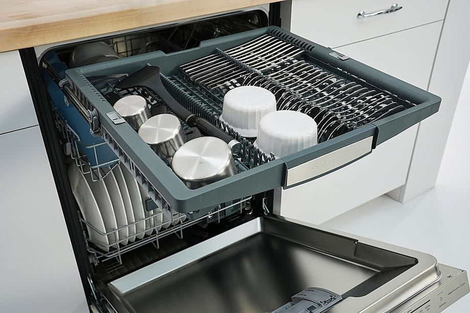 Bosch SHX78CC5UC 800 Series 24" Top Control Dishwasher with CrystalDry™ & 3rd Rack