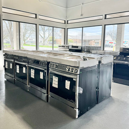 6.3 cu ft. Smart wi-fi Enabled ProBake Convection® InstaView® Gas Slide-In Range with Air Fry