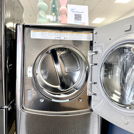 LG - SIGNATURE 9.0 Cu. Ft. Smart Electric Dryer with Steam and Sensor Dry (Never Used)