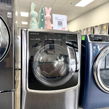 LG - SIGNATURE 9.0 Cu. Ft. Smart Electric Dryer with Steam and Sensor Dry (Never Used)