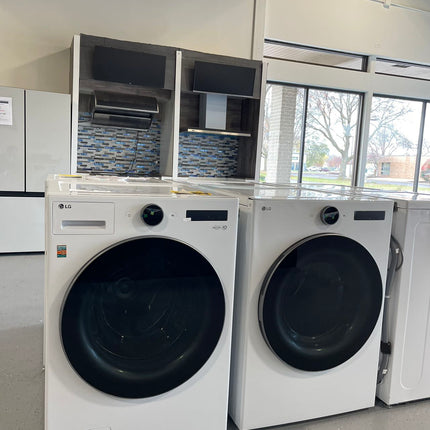 LG 4.5 cu. ft. Smart Front Load Washer with TurboWash 360 and 7.4 cu. ft. ELECTRIC Dryer with AI Sensor Dry and TurboSteam