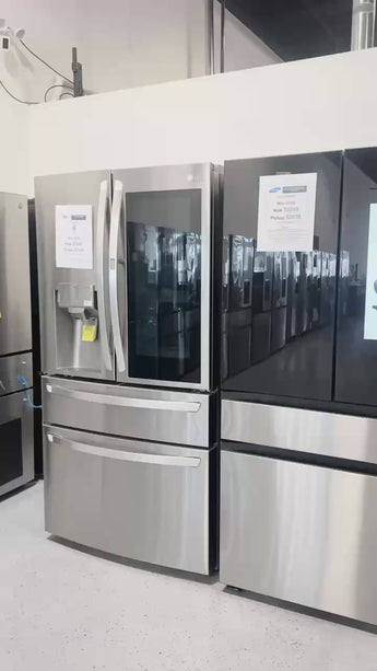Samsung BESPOKE 4-Door French Door Smart Refrigerator with Family Hub
